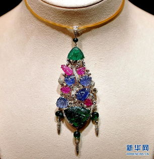 第30届香港国际珠宝展上珠宝首饰荟萃香江